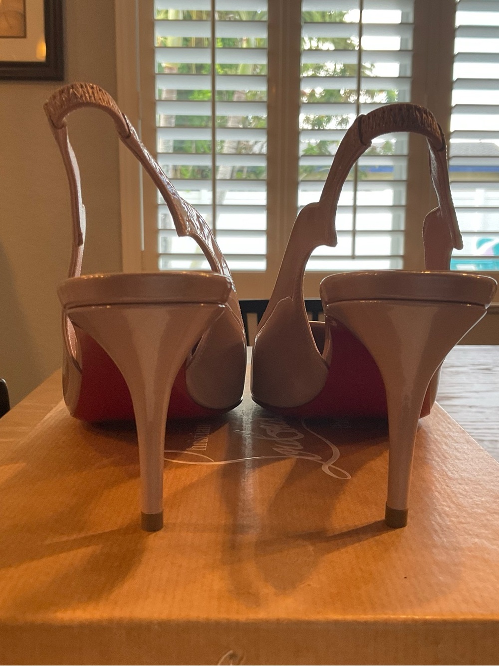 Christian Louboutin Patent Slingback Pumps in Blush Rose NIB - Picture 3 of 7